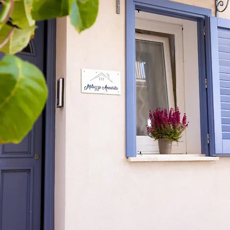 Centro Storico Milazzo Annarita アパート
