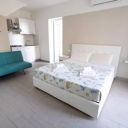 Centro Storico Milazzo Annarita アパート